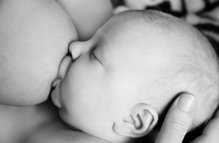 If you're concerned that your breastmilk supply has dropped, it doesn't mean that it's the end of your breastfeeding relationship. Here are 11 ways you can naturally increase your milk supply, many of which you can do at home today.