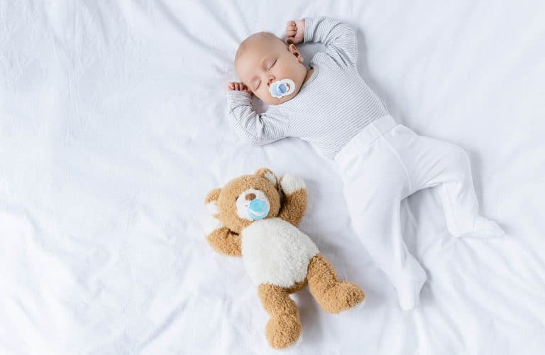 You know that feeling when you're pacing the hallway at 2am when your baby won't sleep and you're wondering what you're doing wrong. We've all been there. But these are some of the things you need to know and need to remind yourself at this time so you don't go totally crazy.