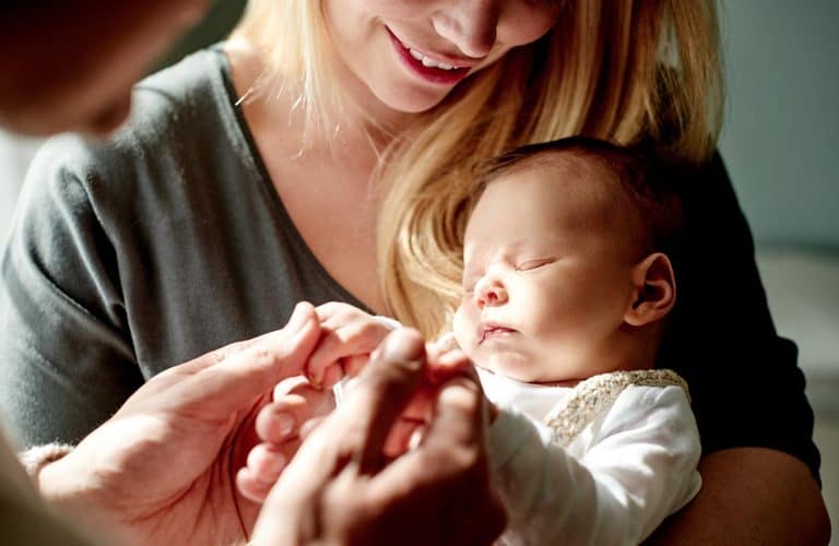 We have all these expectations of what life is going to be like as a new mom, but we tend to overlook the hardest things about life with a newborn baby.