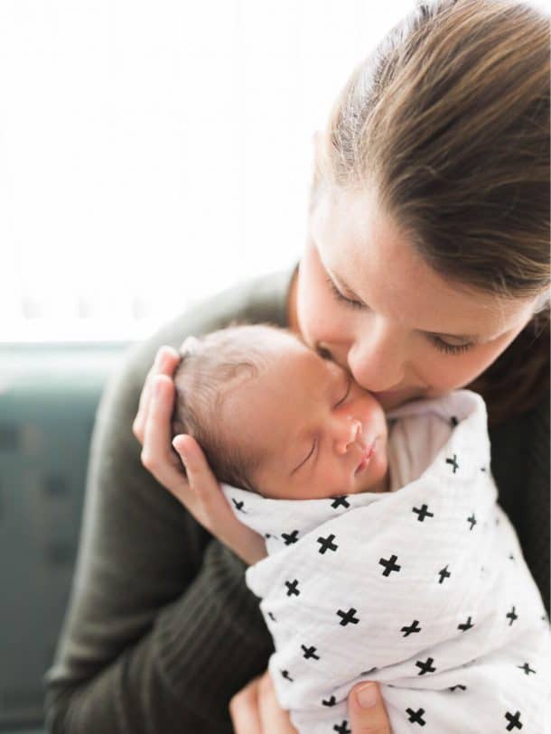 11 Simple Ways to Help a Mom With a Newborn The Empowered Mama