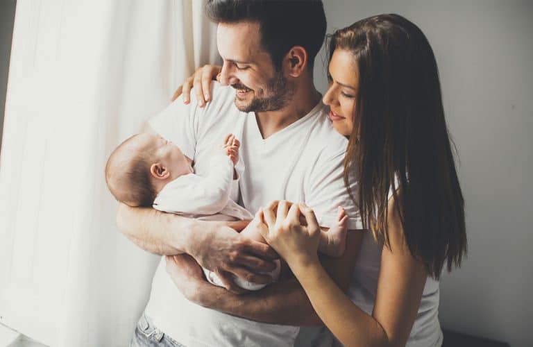 Talking to your husband before you have a baby is important, but there are conversations you should have after your baby is born too. While it can be difficult to hold a conversation sometimes with the mum brain kicking in, here are some ideas to get you started and get you chatting with your hubby, post birth.